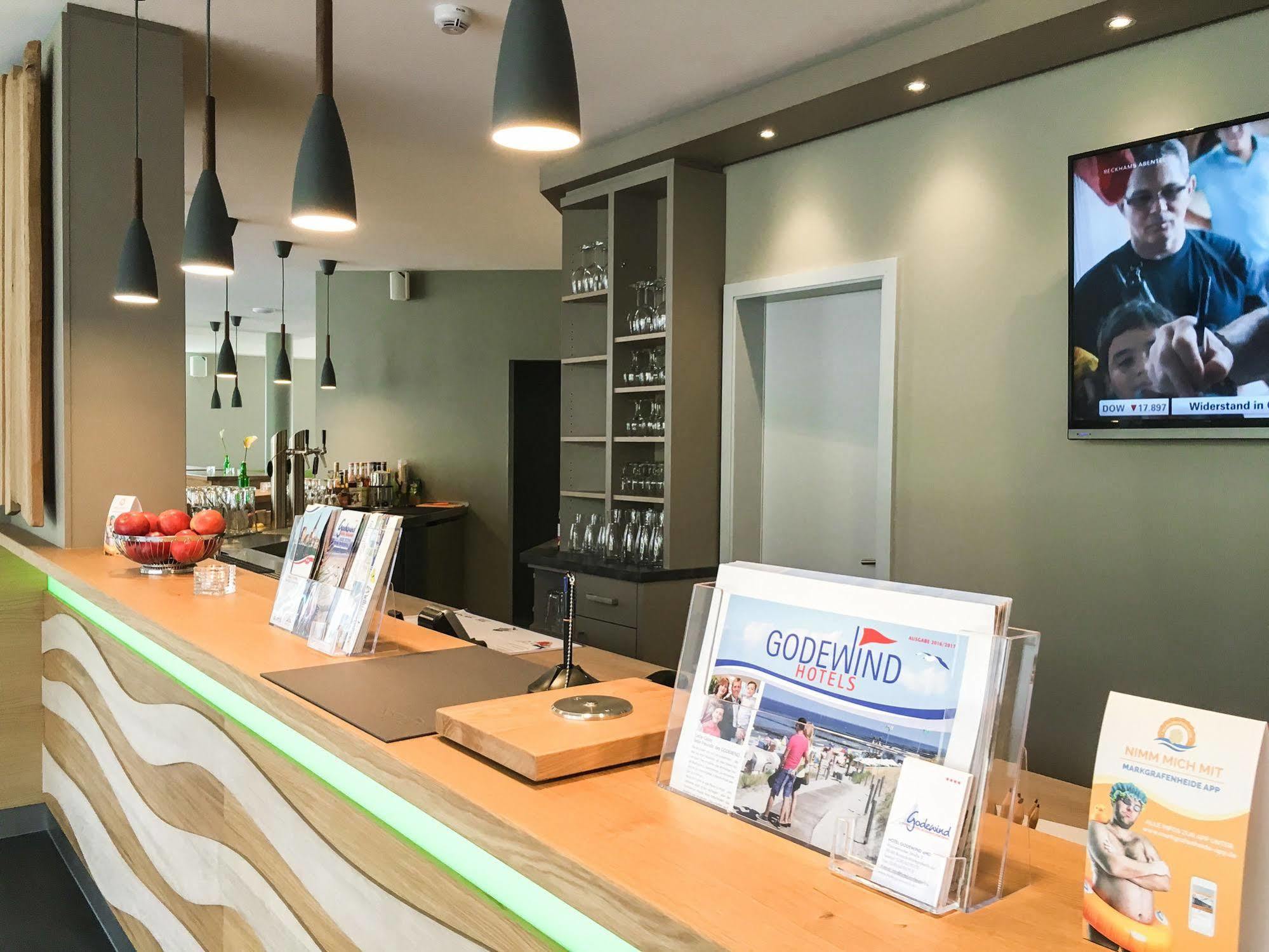 Susewind Hotel รอสต็อค ภายนอก รูปภาพ